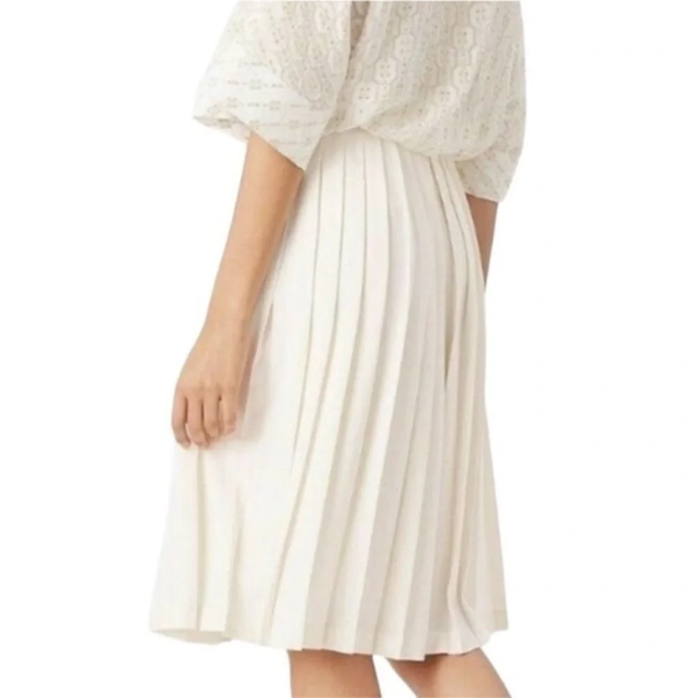 Tory Burch Faye White Ivory Pleated‎ Wide Leg Knee Length Culottes Size 6